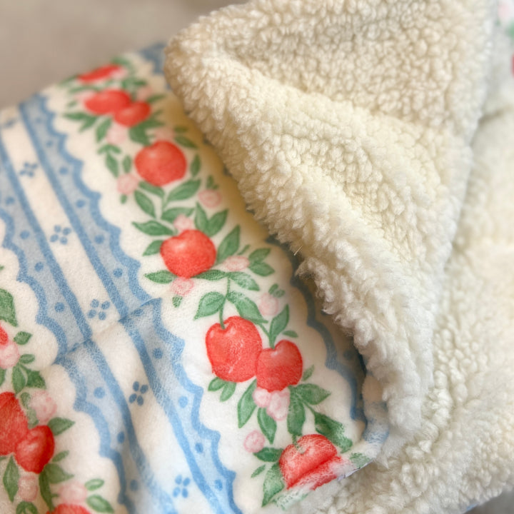 Eden's Orchard - Snuggle Blanket