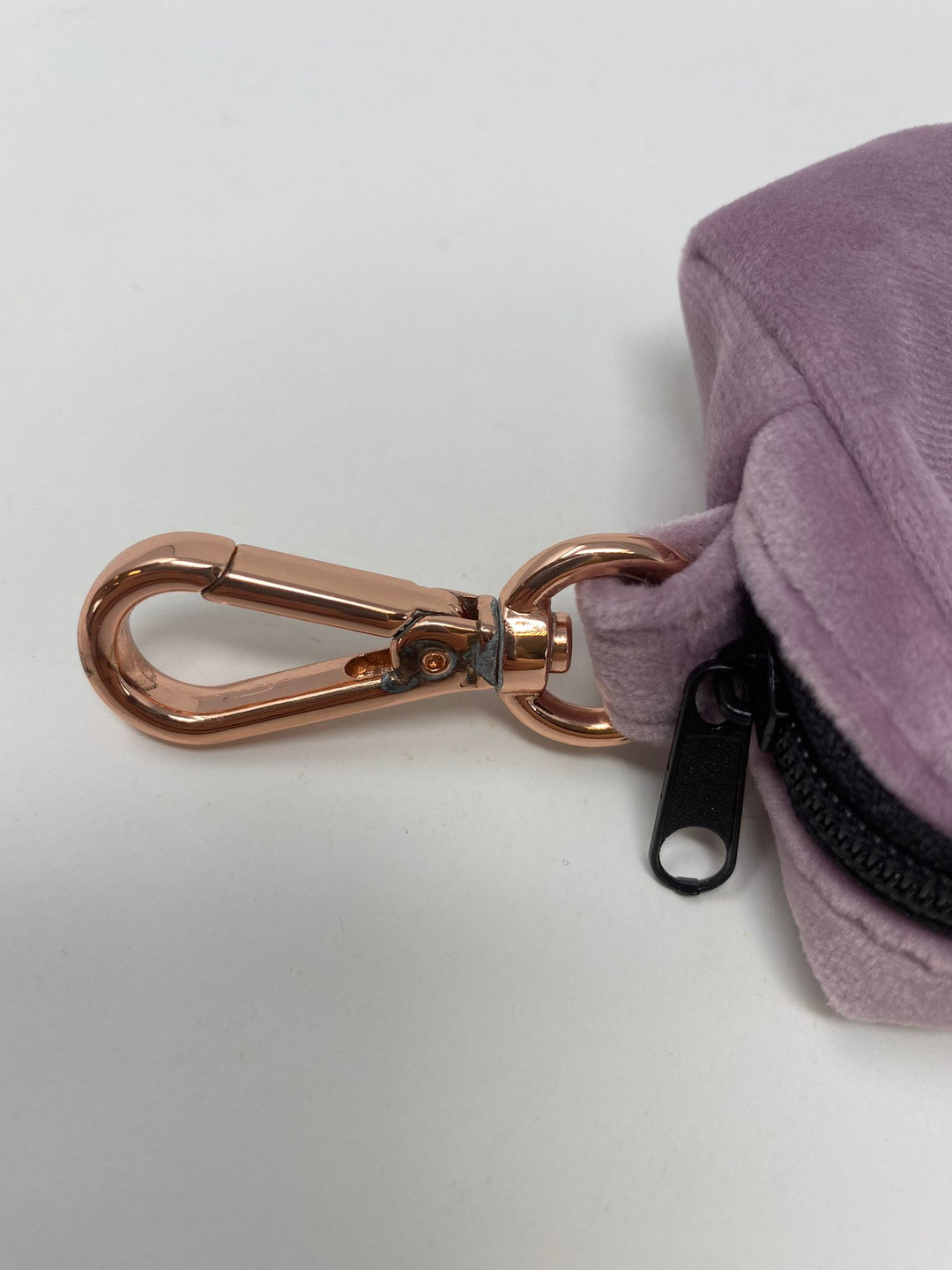 Outlet - LILAC DREAMS - LILAC VELVET POOP BAG/TREAT HODLER - 0022